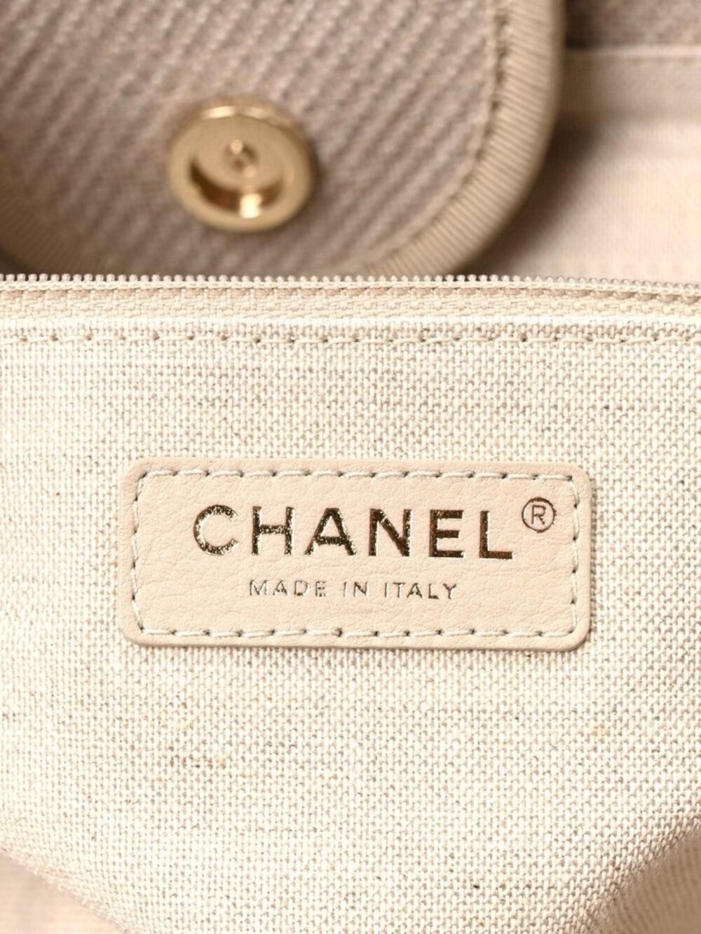 CHANEL NORTH SOUTH DEAUVILLE CANVAS TOTE MEDIUM - Picture 5 of 8
